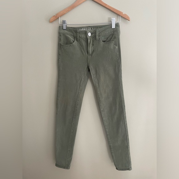 American Eagle Outfitters: Olive Green Jeans - Picture 9 of 17